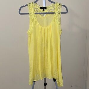 Lace Sharkbite Tank Top